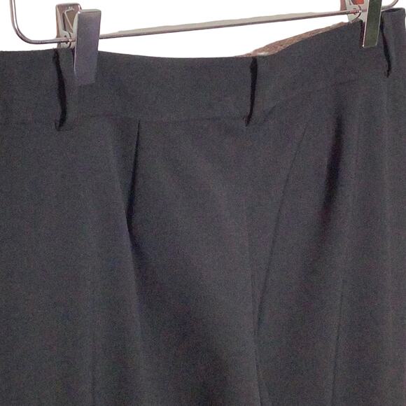 LAUREN RALPH LAUREN Sz 4 Cropped Black slacks - Picture 6 of 7